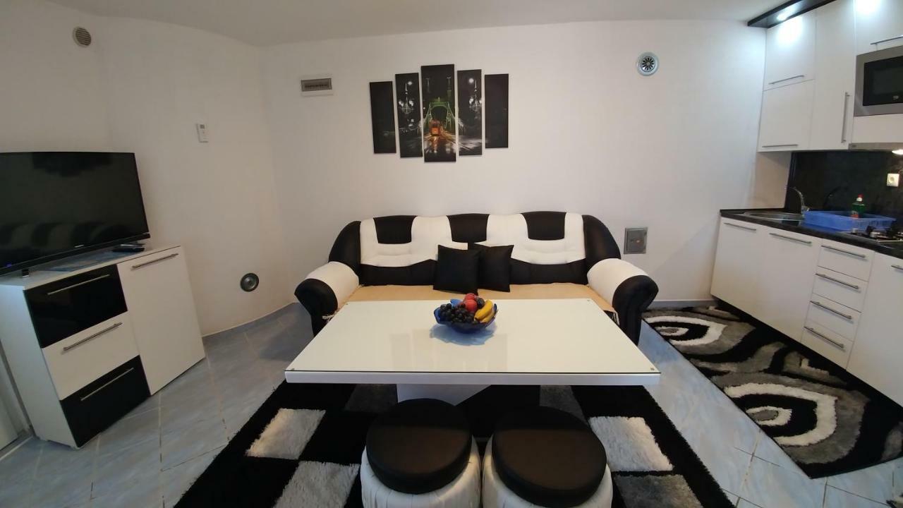 Apartments Ayla Vir Exterior foto